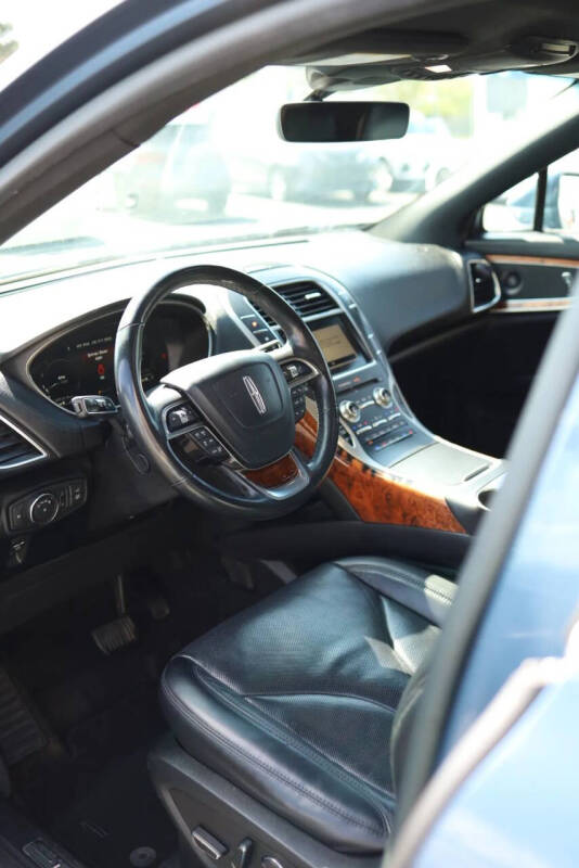 2019 Lincoln Nautilus Reserve
