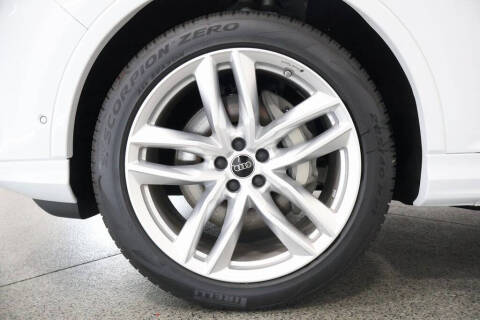 2025 Audi Q7 quattro Prestige 55 TFSI