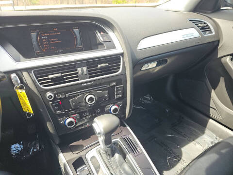 2016 Audi A4 2.0T quattro Premium
