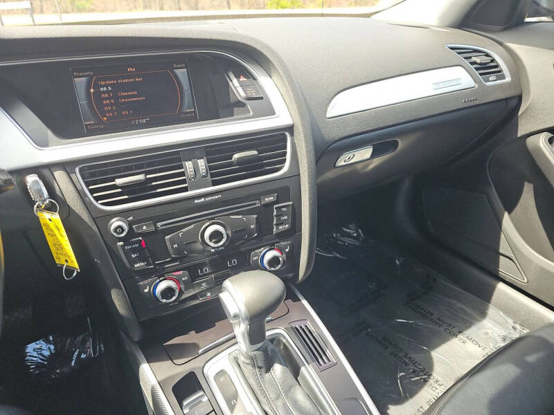 2016 Audi A4 2.0T quattro Premium