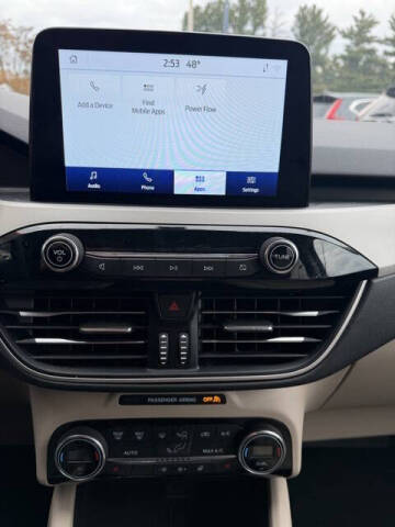 2021 Ford Escape Hybrid SEL