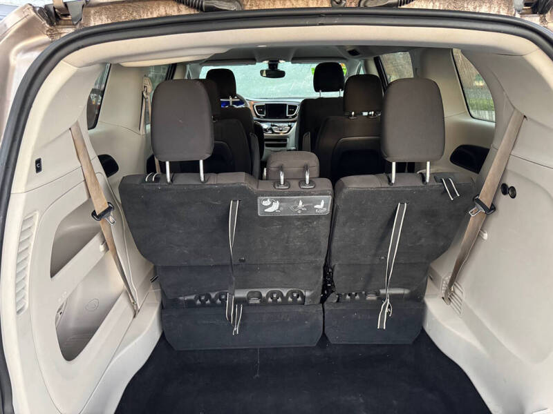 2017 Chrysler Pacifica Touring