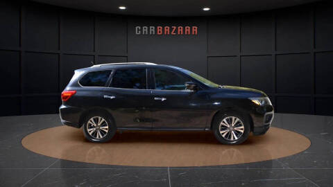 2018 Nissan Pathfinder SV