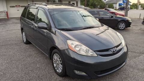 2008 Toyota Sienna for sale at Kidron Kars INC in Orrville OH