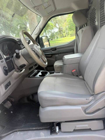 2019 Nissan NV 2500 HD SV