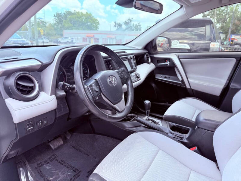 2018 Toyota RAV4 XLE