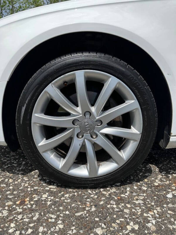 2013 Audi A4 2.0T quattro Premium Plus