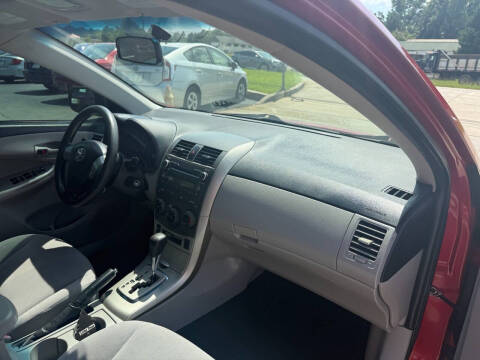 2011 Toyota Corolla LE