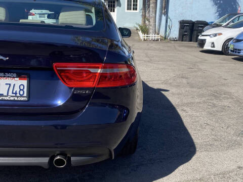 2017 Jaguar XE 25t Prestige