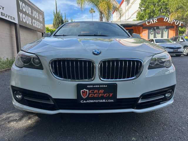 2015 BMW 5 Series 528i