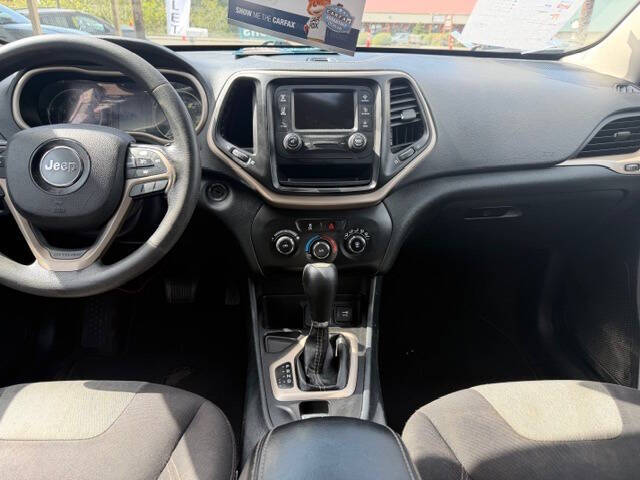 2016 Jeep Cherokee Sport