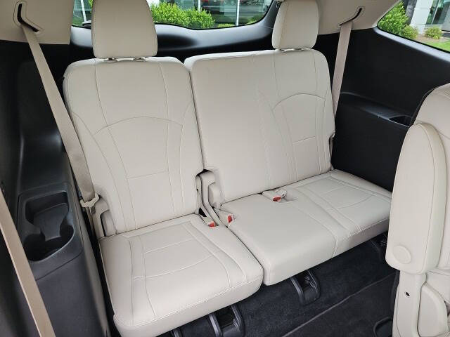 2022 Buick Enclave Essence