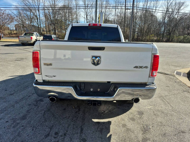 2015 RAM 1500 Laramie