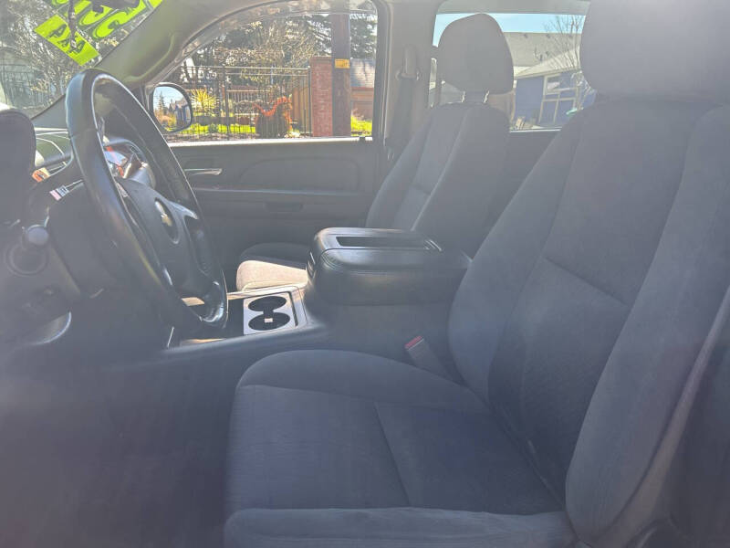 2009 Chevrolet Avalanche LS