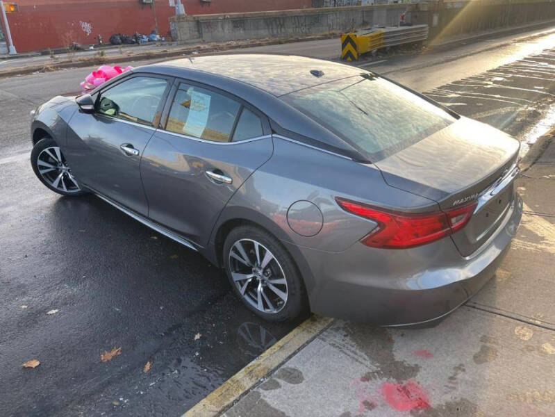 2017 Nissan Maxima