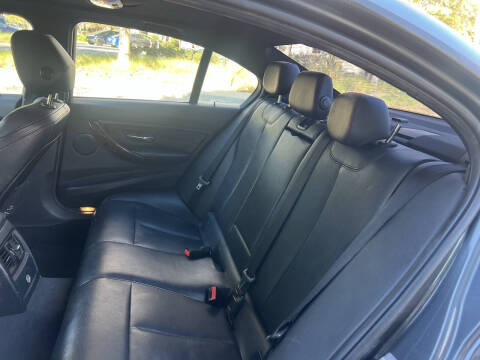 2015 BMW 3 Series 328i