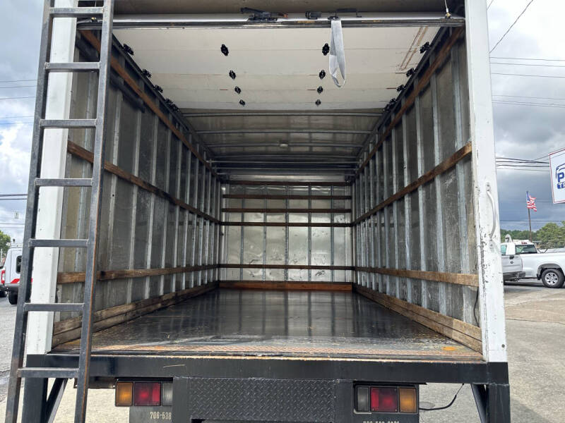 2007 Isuzu NPR-HD