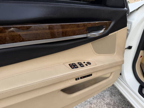 2013 BMW 7 Series 750i