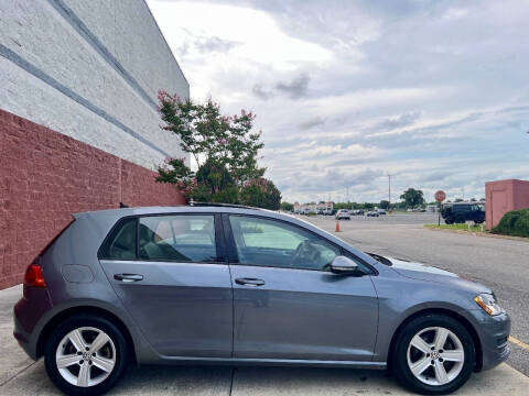 2017 Volkswagen Golf TSI Wolfsburg Edition