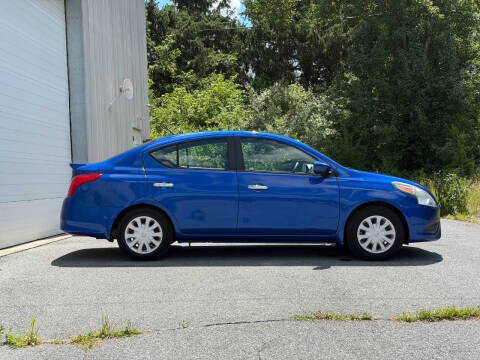 2015 Nissan Versa 1.6 SV