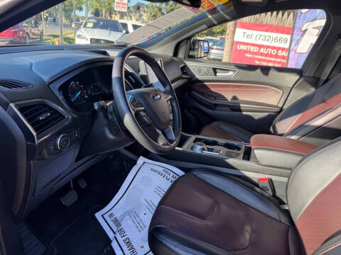 2022 Ford Edge Titanium