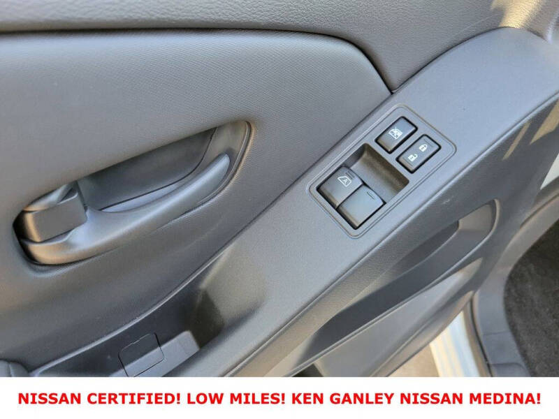 2024 Nissan Frontier S