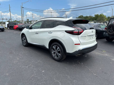 2023 Nissan Murano SV
