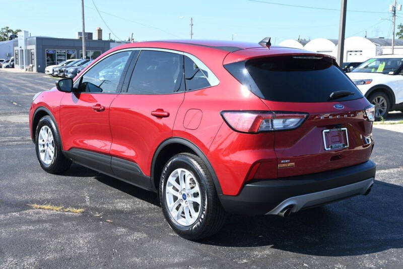 2022 Ford Escape SE
