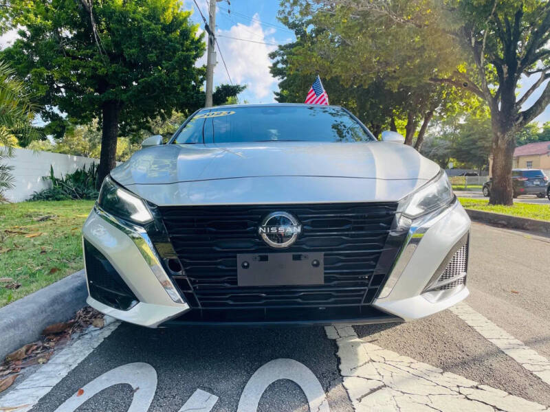 2023 Nissan Altima 2.5 SV