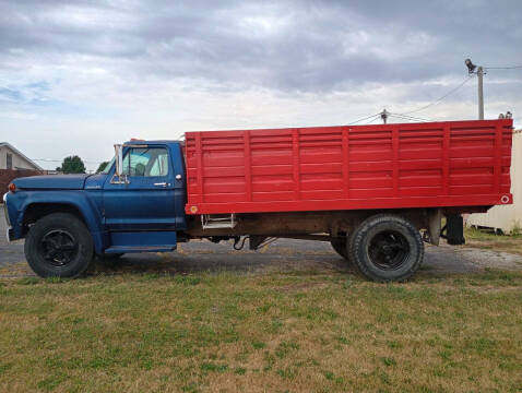 1974 Ford F-600