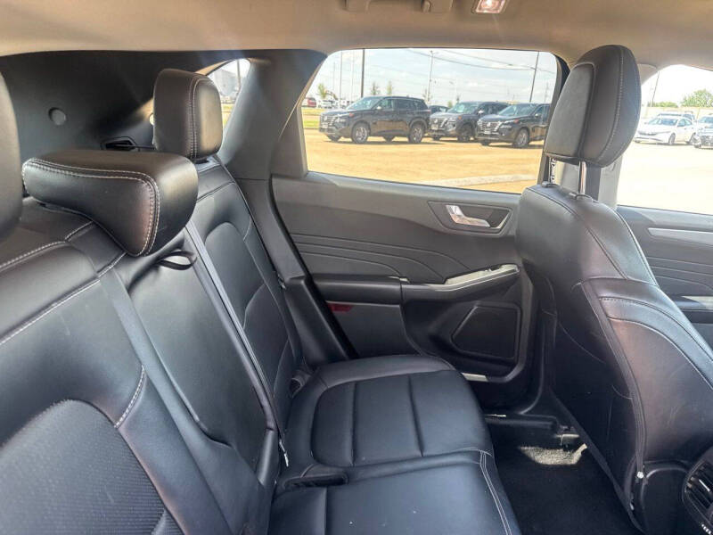 2021 Ford Escape SEL