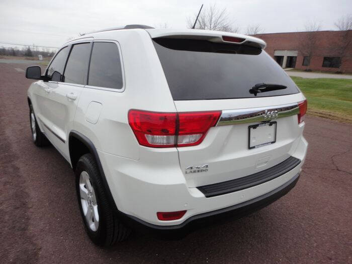 2011 Jeep Grand Cherokee Laredo