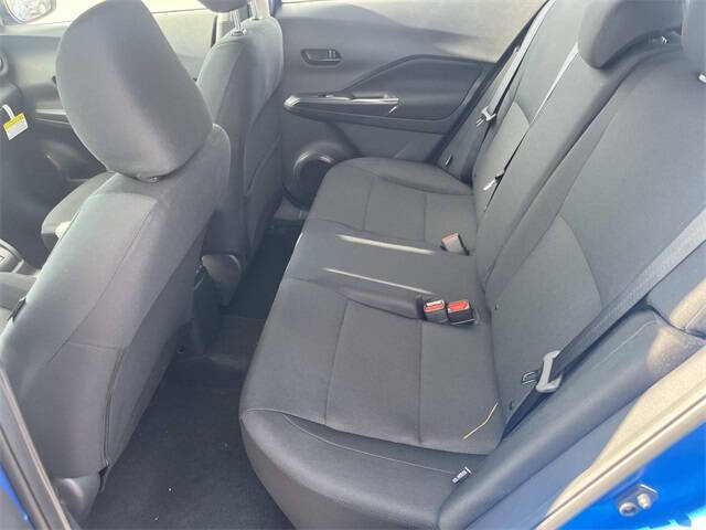 2025 Nissan Kicks Play S