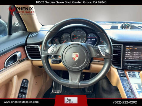 2015 Porsche Panamera