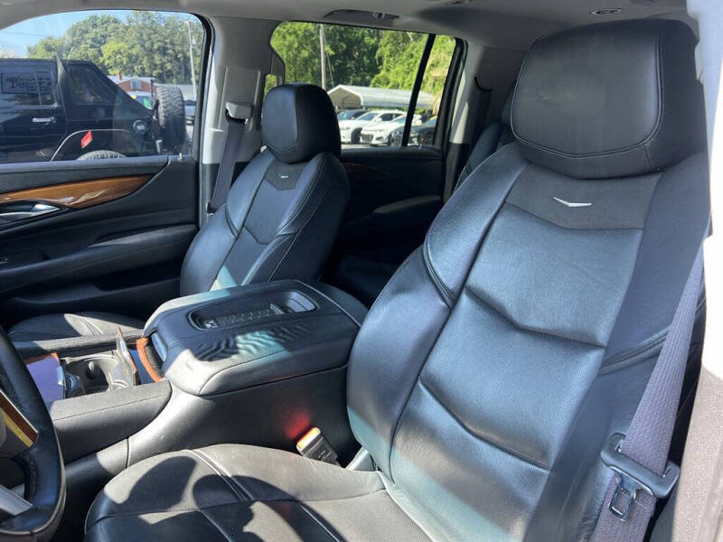 2017 Cadillac Escalade ESV Premium Luxury