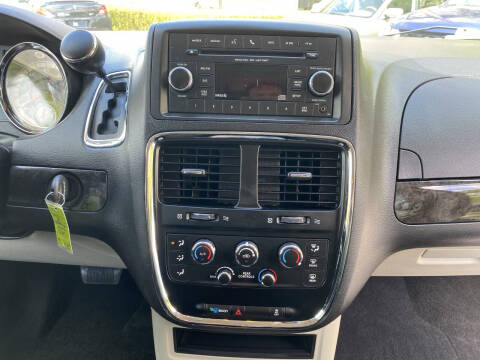 2016 Dodge Grand Caravan SE