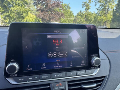 2022 Nissan Altima 2.5 SR