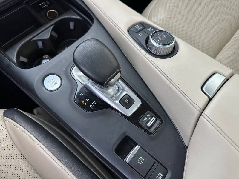 2019 Infiniti QX50 Essential