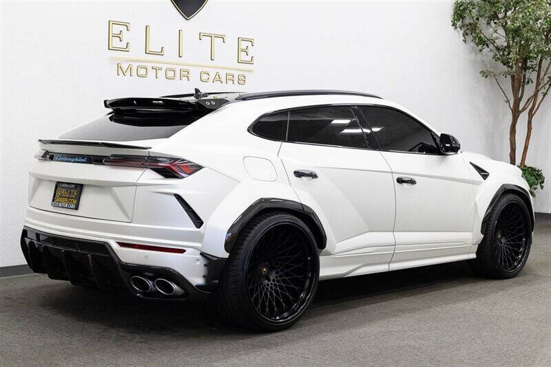 2020 Lamborghini Urus