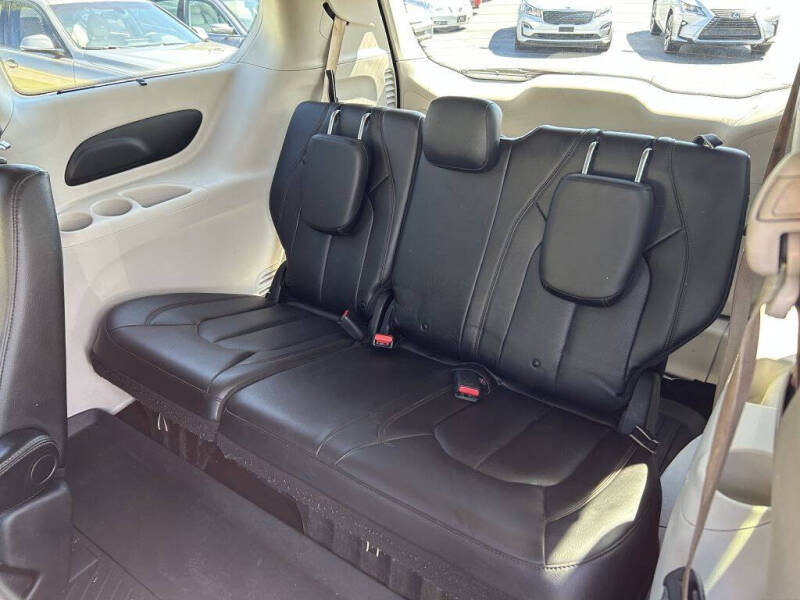 2019 Chrysler Pacifica Touring L