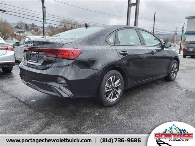 2023 Kia Forte LXS