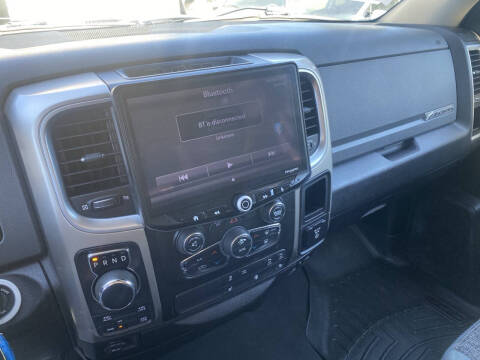 2018 RAM 1500 SLT