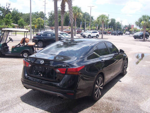2020 Nissan Altima 2.5 SR