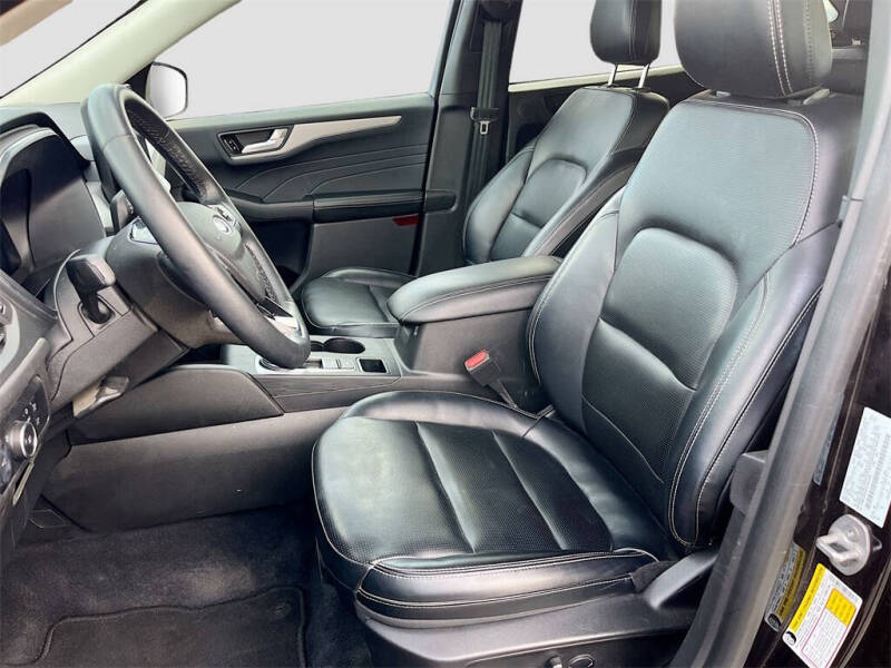 2023 Ford Escape Platinum