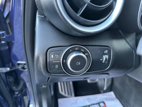 2017 Alfa Romeo Giulia Ti