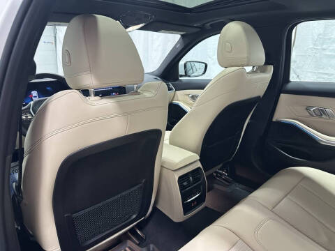 2023 BMW 3 Series 330i xDrive