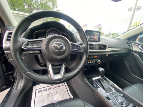 2018 Mazda MAZDA3 Touring