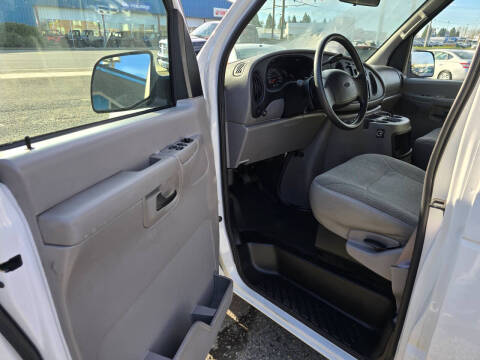 2002 Ford E-Series E-250