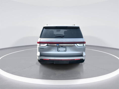 2024 Lincoln Navigator Premiere