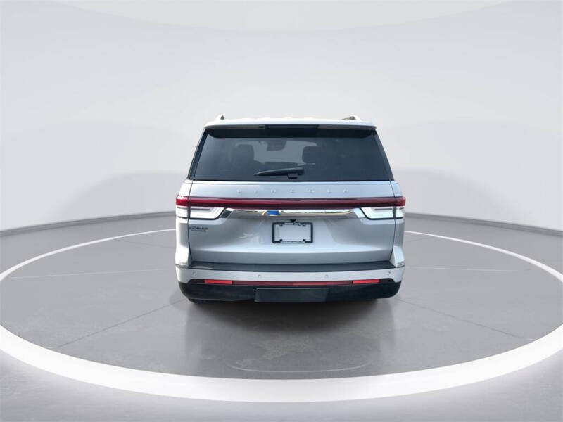 2024 Lincoln Navigator Premiere